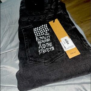 Hey I have A brand new pair of Ksubi jeans waist size 29 in men